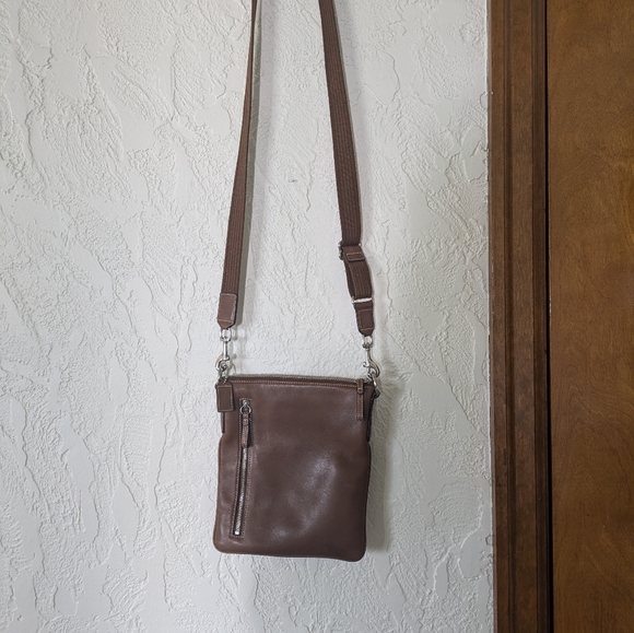 COACH purse - Picture 3 of 5